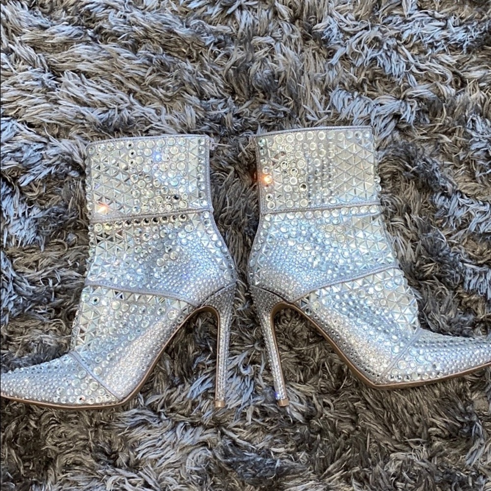 Steve Madden booties